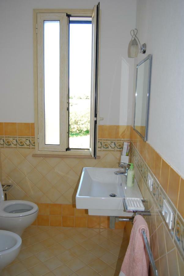 Villa Volare Фавиняна Екстериор снимка